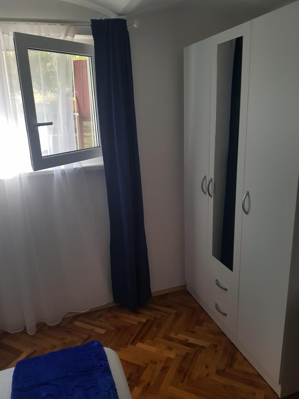 Inter Apartment Belgrade With Free Parking Extérieur photo